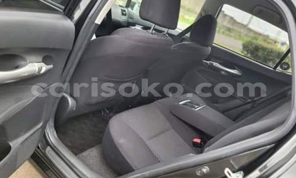 Sayi Na hannu Toyota Auris Noir Mota in Kigali a Rwanda Sayi Na hannu Toyota Auris Noir Mota in Kigali a Rwanda