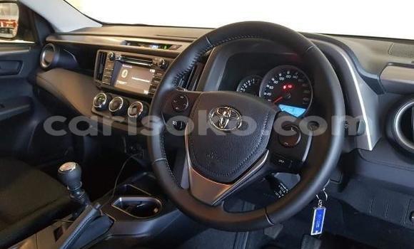 اشتري مستعمل Toyota RAV4 Blanc سيارة في Gisenyi في Gisenyi اشتري مستعمل Toyota RAV4 Blanc سيارة في Gisenyi في Gisenyi