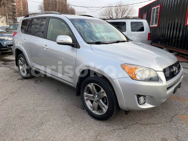 Big with watermark toyota rav4 rwanda kigali 14677