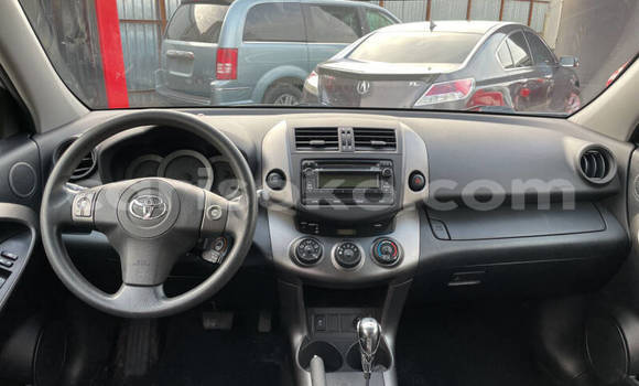 Sayi Na hannu Toyota RAV4 Gris Mota in Kigali a Rwanda Sayi Na hannu Toyota RAV4 Gris Mota in Kigali a Rwanda