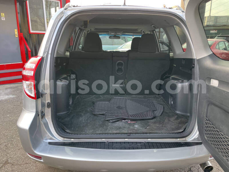 Big with watermark toyota rav4 rwanda kigali 14677