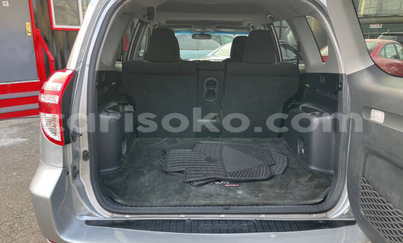 Sayi Na hannu Toyota RAV4 Gris Mota in Kigali a Rwanda Sayi Na hannu Toyota RAV4 Gris Mota in Kigali a Rwanda
