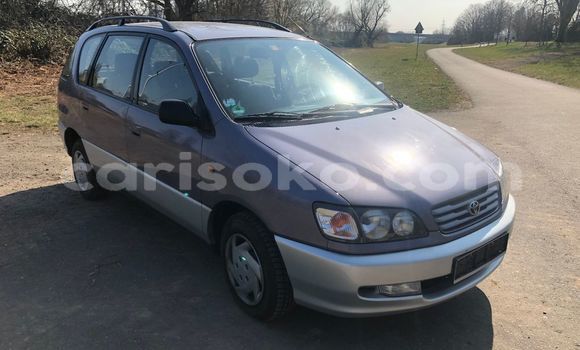 Sayi Na hannu Toyota Picnic Bleu Mota in Kigali a Rwanda Sayi Na hannu Toyota Picnic Bleu Mota in Kigali a Rwanda