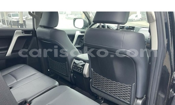 Sayi Na hannu Toyota Land Cruiser Noir Mota in Kigali a Rwanda Sayi Na hannu Toyota Land Cruiser Noir Mota in Kigali a Rwanda