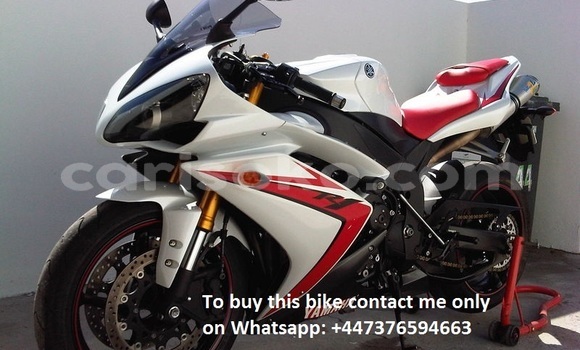 Acheter Occasion Moto Yamaha R1 Blanc à Kigali, Rwanda