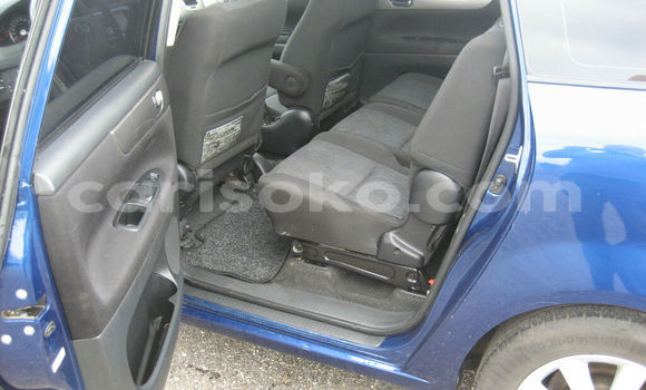 Buy Used Toyota Avensis Verso Blue Car in Kigali in Rwanda Buy Used Toyota Avensis Verso Blue Car in Kigali in Rwanda