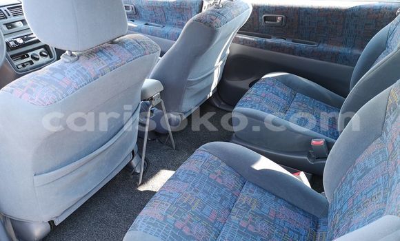 Sayi Na hannu Toyota Picnic Gris Mota in Kigali a Rwanda Sayi Na hannu Toyota Picnic Gris Mota in Kigali a Rwanda