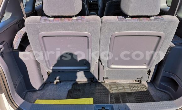 Sayi Na hannu Toyota Picnic Gris Mota in Kigali a Rwanda Sayi Na hannu Toyota Picnic Gris Mota in Kigali a Rwanda