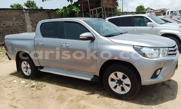 Sayi Na hannu Toyota Hilux Gris Mota in Kigali a Rwanda Sayi Na hannu Toyota Hilux Gris Mota in Kigali a Rwanda