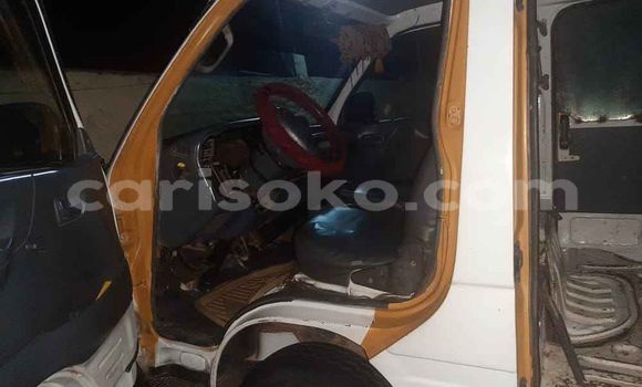 Buy Used Toyota Hiace White Car in Kigali in Rwanda Buy Used Toyota Hiace White Car in Kigali in Rwanda