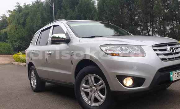 Buy Used Hyundai Santa Fe Silver Car in Kigali in Rwanda Buy Used Hyundai Santa Fe Silver Car in Kigali in Rwanda