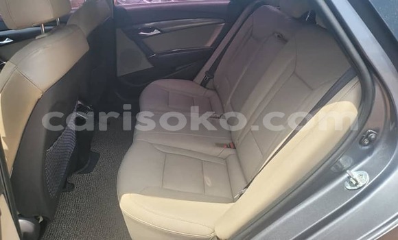 Acheter Occasion Voiture Hyundai i40 Autre à Kigali, Rwanda Acheter Occasion Voiture Hyundai i40 Autre à Kigali, Rwanda