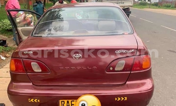 Sayi Na hannu Toyota Corolla Rouge Mota in Kigali a Rwanda Sayi Na hannu Toyota Corolla Rouge Mota in Kigali a Rwanda