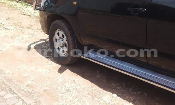 Sayi Na hannu Toyota Hilux Noir Mota in Kigali a Rwanda Sayi Na hannu Toyota Hilux Noir Mota in Kigali a Rwanda