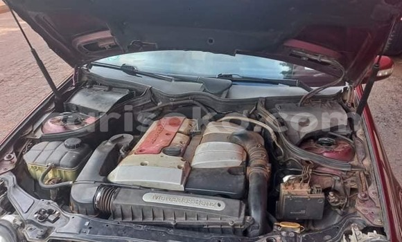 Sayi Na hannu Mercedes-Benz C–Class Rouge Mota in Kigali a Rwanda Sayi Na hannu Mercedes-Benz C–Class Rouge Mota in Kigali a Rwanda