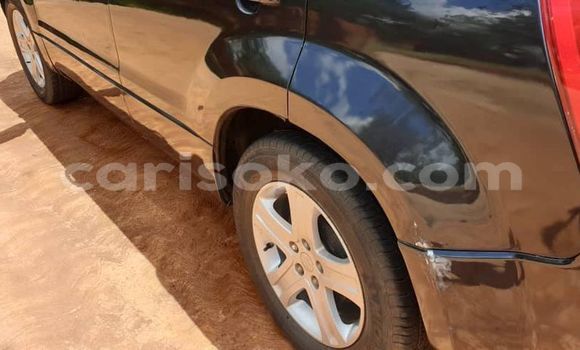 Sayi Na hannu Suzuki Grand Vitara Noir Mota in Kigali a Rwanda Sayi Na hannu Suzuki Grand Vitara Noir Mota in Kigali a Rwanda