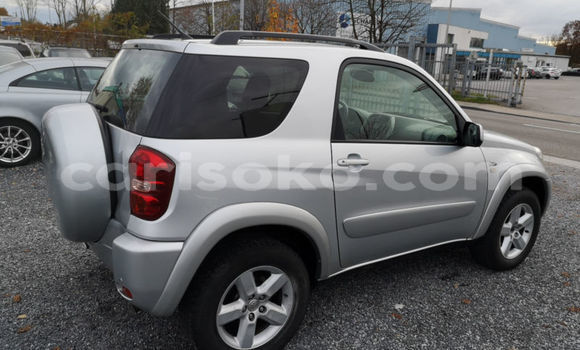 Acheter Occasion Voiture Toyota RAV4 Gris à Kigali, Rwanda Acheter Occasion Voiture Toyota RAV4 Gris à Kigali, Rwanda