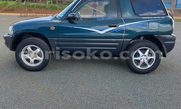 Acheter Occasion Voiture Toyota RAV4 Vert à Kigali, Rwanda Acheter Occasion Voiture Toyota RAV4 Vert à Kigali, Rwanda