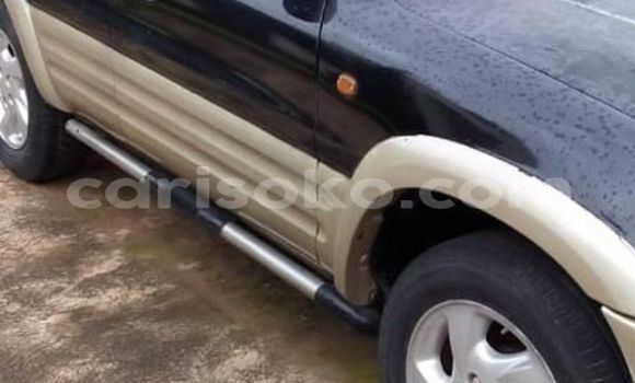 اشتري مستعمل Toyota RAV4 Noir سيارة في Kigali في Rwanda اشتري مستعمل Toyota RAV4 Noir سيارة في Kigali في Rwanda