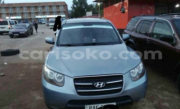 اشتري مستعمل Hyundai Santa Fe Autre سيارة في Kigali في Rwanda اشتري مستعمل Hyundai Santa Fe Autre سيارة في Kigali في Rwanda