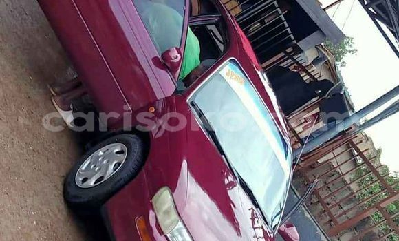 Acheter Occasion Voiture Toyota Corolla Rouge à Kigali, Rwanda Acheter Occasion Voiture Toyota Corolla Rouge à Kigali, Rwanda