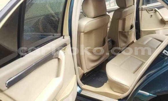 Acheter Occasion Voiture Mercedes-Benz C–Class Vert à Kigali, Rwanda Acheter Occasion Voiture Mercedes-Benz C–Class Vert à Kigali, Rwanda