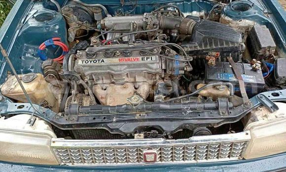 اشتري مستعمل Toyota Corolla Vert سيارة في Kigali في Rwanda اشتري مستعمل Toyota Corolla Vert سيارة في Kigali في Rwanda