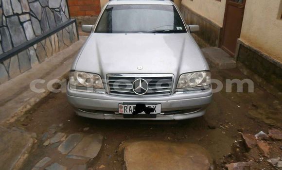 اشتري مستعمل Mercedes-Benz C–Class Gris سيارة في Kigali في Rwanda اشتري مستعمل Mercedes-Benz C–Class Gris سيارة في Kigali في Rwanda