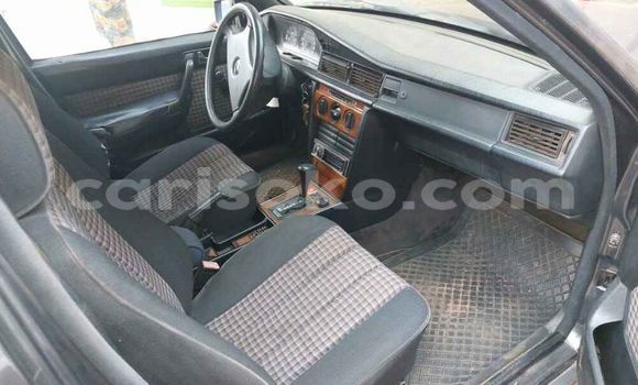 اشتري مستعمل Mercedes-Benz 190–Series Autre سيارة في Kigali في Rwanda اشتري مستعمل Mercedes-Benz 190–Series Autre سيارة في Kigali في Rwanda