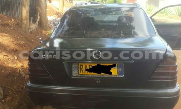 اشتري مستعمل Mercedes-Benz C–Class Noir سيارة في Kigali في Rwanda اشتري مستعمل Mercedes-Benz C–Class Noir سيارة في Kigali في Rwanda