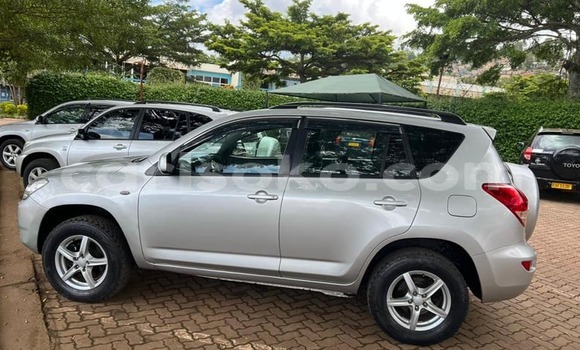 Buy Used Toyota RAV4 Silver Car in Kigali in Rwanda Buy Used Toyota RAV4 Silver Car in Kigali in Rwanda
