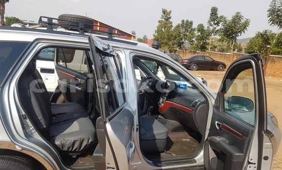 Buy Used Hyundai Santa Fe Silver Car in Kigali in Rwanda Buy Used Hyundai Santa Fe Silver Car in Kigali in Rwanda