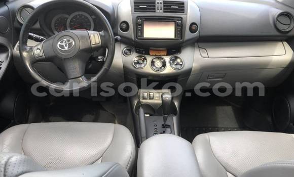 Sayi Na hannu Toyota RAV4 Noir Mota in Kigali a Rwanda Sayi Na hannu Toyota RAV4 Noir Mota in Kigali a Rwanda