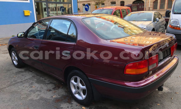 Acheter Occasion Voiture Toyota Carina E Beige à Kigali, Rwanda Acheter Occasion Voiture Toyota Carina E Beige à Kigali, Rwanda