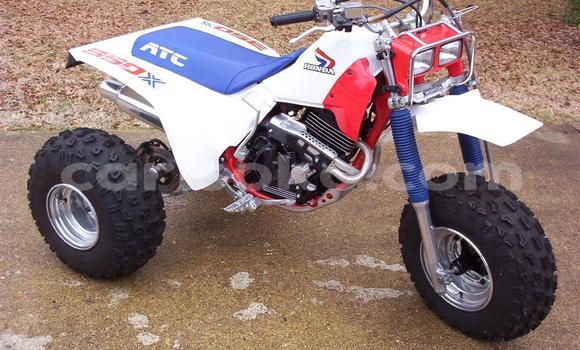 Sayi Sabo Alta Motors REDSHIFT SM Blanc Motsi in Bokwango a Rwanda Sayi Sabo Alta Motors REDSHIFT SM Blanc Motsi in Bokwango a Rwanda