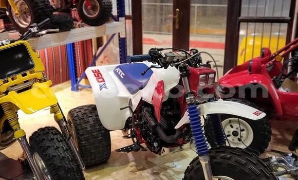 Sayi Sabo Alta Motors REDSHIFT SM Blanc Motsi in Bokwango a Rwanda Sayi Sabo Alta Motors REDSHIFT SM Blanc Motsi in Bokwango a Rwanda