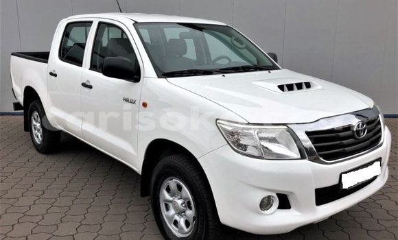 Sayi Na hannu Toyota Hilux Blanc Mota in Nyamagabe a Rwanda Sayi Na hannu Toyota Hilux Blanc Mota in Nyamagabe a Rwanda
