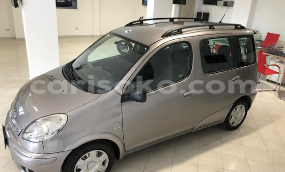 Sayi Na hannu Toyota Yaris Verso Autre Mota in Gikongoro a Gikongoro Sayi Na hannu Toyota Yaris Verso Autre Mota in Gikongoro a Gikongoro