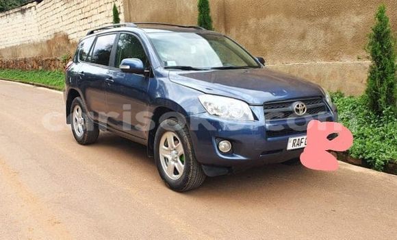 Sayi Na hannu Toyota RAV4 Bleu Mota in Kigali a Rwanda Sayi Na hannu Toyota RAV4 Bleu Mota in Kigali a Rwanda