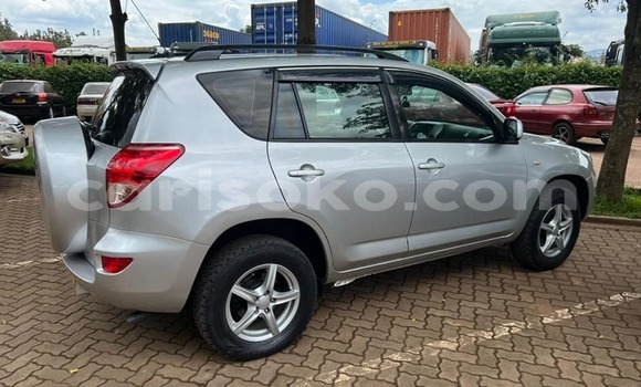 Sayi Na hannu Toyota RAV4 Gris Mota in Kigali a Rwanda Sayi Na hannu Toyota RAV4 Gris Mota in Kigali a Rwanda