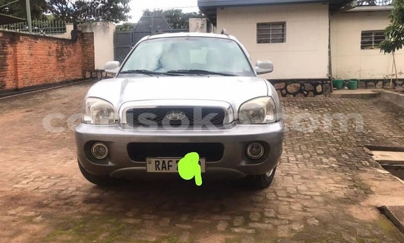 Sayi Na hannu Hyundai Santa Fe Gris Mota in Kigali a Rwanda Sayi Na hannu Hyundai Santa Fe Gris Mota in Kigali a Rwanda