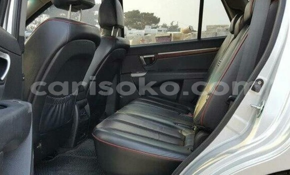Buy Used Hyundai Santa Fe Silver Car in Kigali in Rwanda Buy Used Hyundai Santa Fe Silver Car in Kigali in Rwanda