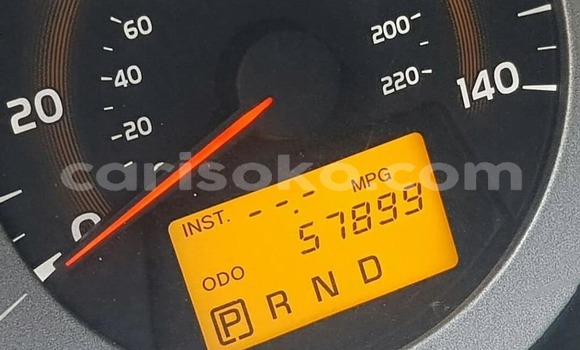 Sayi Na hannu Toyota RAV4 Marron Mota in Kigali a Rwanda Sayi Na hannu Toyota RAV4 Marron Mota in Kigali a Rwanda