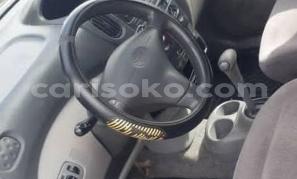 Buy Used Toyota Yaris Verso Green Car in Kigali in Rwanda Buy Used Toyota Yaris Verso Green Car in Kigali in Rwanda