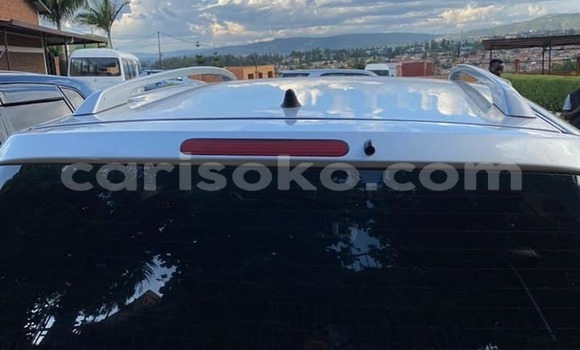 Sayi Na hannu Toyota Corolla Verso Gris Mota in Kigali a Rwanda Sayi Na hannu Toyota Corolla Verso Gris Mota in Kigali a Rwanda