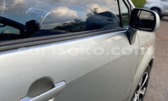 Sayi Na hannu Toyota Corolla Verso Gris Mota in Kigali a Rwanda Sayi Na hannu Toyota Corolla Verso Gris Mota in Kigali a Rwanda