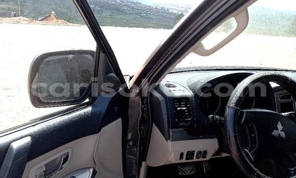 Buy Used Mitsubishi Pajero Black Car in Kigali in Rwanda Buy Used Mitsubishi Pajero Black Car in Kigali in Rwanda