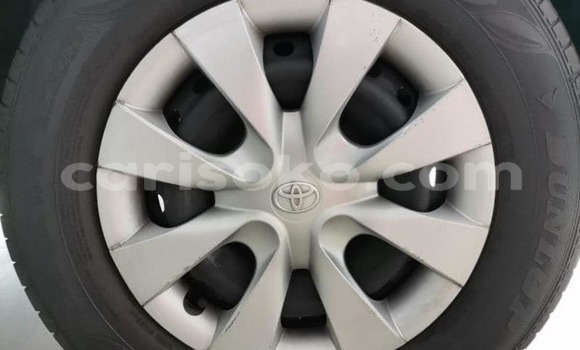 Sayi Sabo AM General HMMWV (Humvee) Blanc Mota in Butare a Butare Sayi Sabo AM General HMMWV (Humvee) Blanc Mota in Butare a Butare