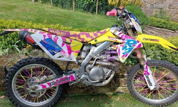 Sayi Imported Suzuki RM Autre Motsi in Cyangugu a Cyangugu Sayi Imported Suzuki RM Autre Motsi in Cyangugu a Cyangugu