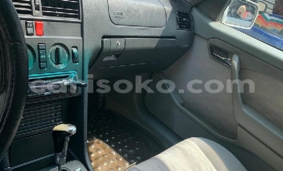 اشتري مستعمل Mercedes-Benz C–Class Blanc سيارة في Kigali في Rwanda اشتري مستعمل Mercedes-Benz C–Class Blanc سيارة في Kigali في Rwanda